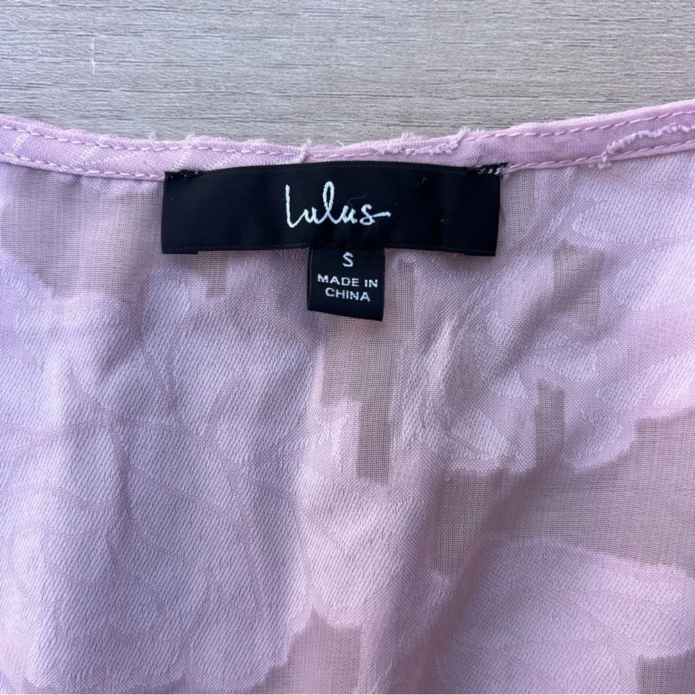 Lulu's Patio Date Floral Jacquard Button-Up Long Sleeve Top - Picture 9 of 11